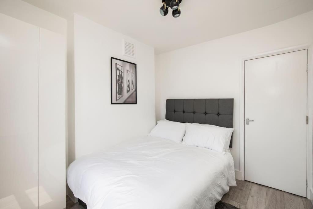 Spacious Serenity In The Heart Of Central London Exteriör bild